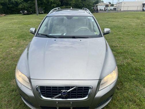 2008 Volvo V70 3.2
