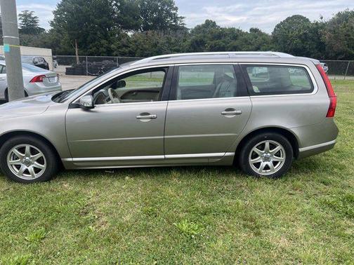 2008 Volvo V70 3.2