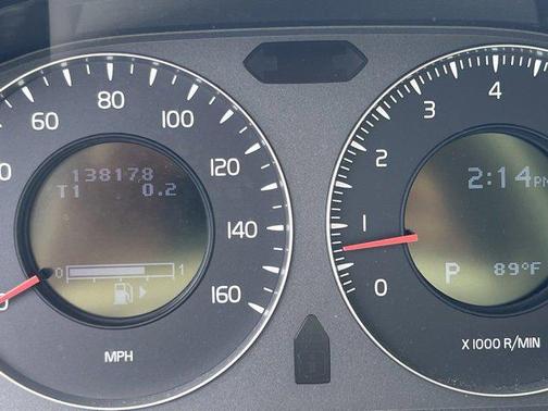 2008 Volvo V70 3.2