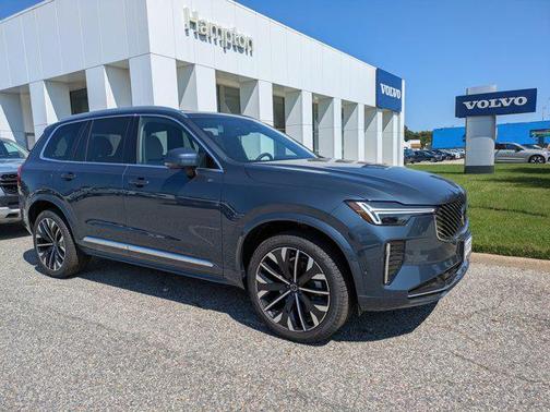 2025 Volvo XC90 B6 Plus 7-Seater