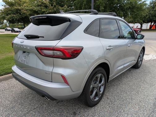 Iconic Silver Metallic 2023 Ford Escape ST-Line