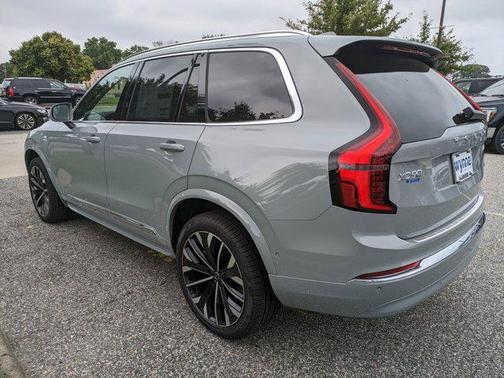 2026 Volvo XC90 B6 Plus 7-Seater