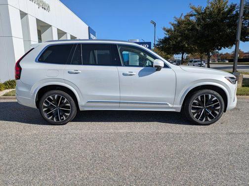 2026 Volvo XC90 B6 Ultra 7-Seater