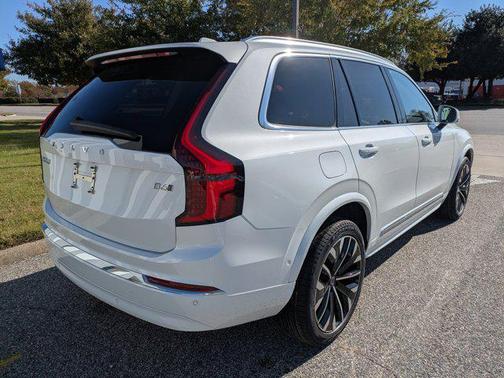 2026 Volvo XC90 B6 Ultra 7-Seater