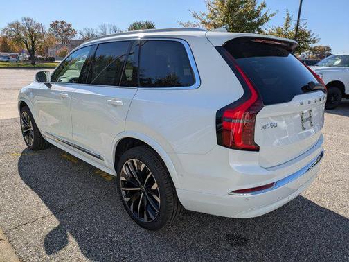 2026 Volvo XC90 B6 Ultra 7-Seater
