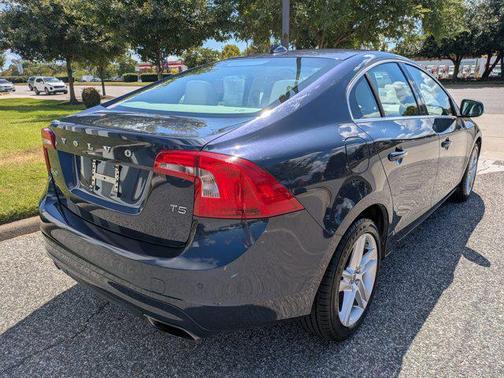 2015 Volvo S60 T5 Premier