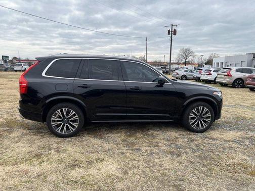 2020 Volvo XC90 T5 Momentum