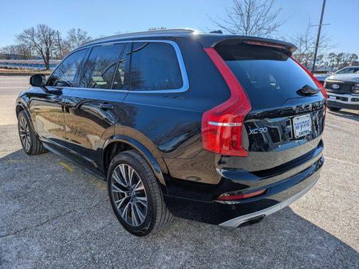 2020 Volvo XC90 T5 Momentum