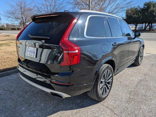 2020 Volvo XC90 T5 Momentum