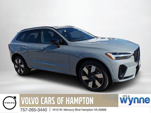 2024 Volvo XC60 Recharge Plug-In Hybrid T8 Plus Dark Theme