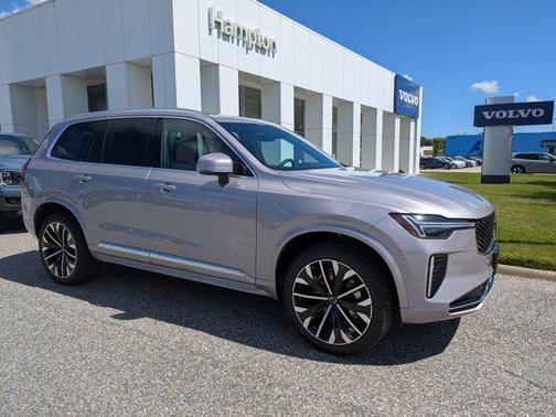 2026 Volvo XC90 B6 Core