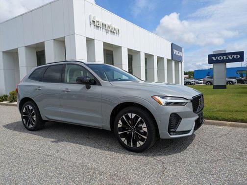 2026 Volvo XC60 B5 Ultra