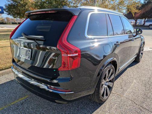 2024 Volvo XC90 B6 Ultimate Bright Theme 7-Seater