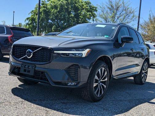 2025 Volvo XC60 B5 Core