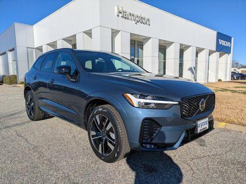 2026 Volvo XC60 B5 Core