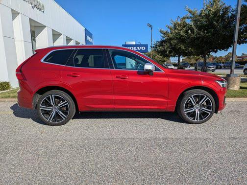 2019 Volvo XC60 T6 R-Design