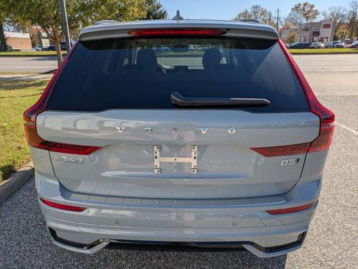 2026 Volvo XC60 B5 Ultra