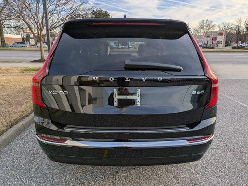 2026 Volvo XC90 Plus, B6 AWD Gas (mild hybrid), Gasoline, Bright, 7 Seats