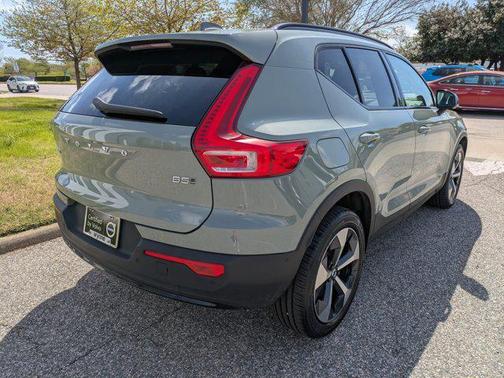 Sage Green Metallic 2023 Volvo XC40 B5 Plus Dark Theme