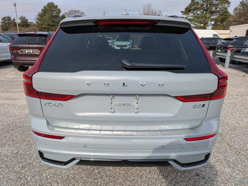 2026 Volvo XC60 B5 Ultra