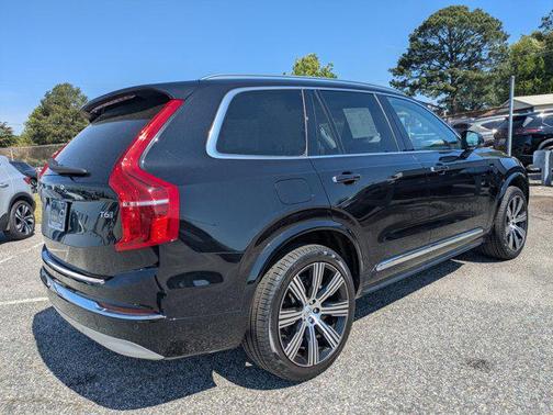 2022 Volvo XC90 T6 Inscription