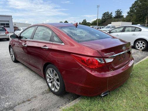 2011 Hyundai SONATA SE