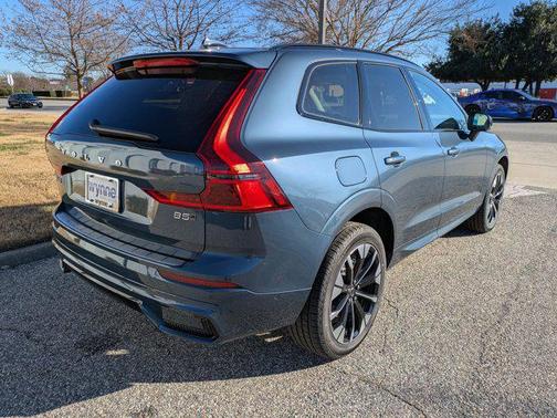 2026 Volvo XC60 B5 Ultra