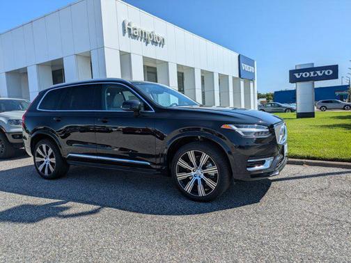 2025 Volvo XC90 Plug-In Hybrid T8 Core 7-Seater