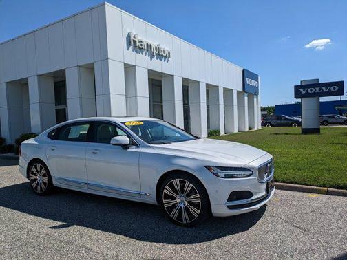 2023 Volvo S90 B6 Plus