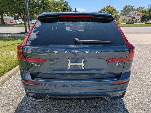 2026 Volvo XC60 B5 Plus