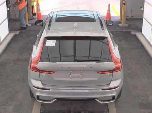 2025 Volvo XC60 Plus