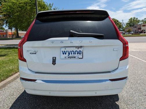 2024 Volvo XC90 Recharge Plug-In Hybrid T8 Plus Bright Theme 7-Seater