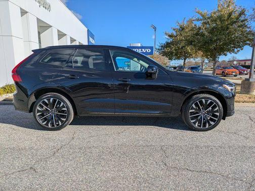 2026 Volvo XC60 B5 Ultra