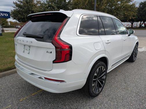 2026 Volvo XC90 B6 Plus 7-Seater