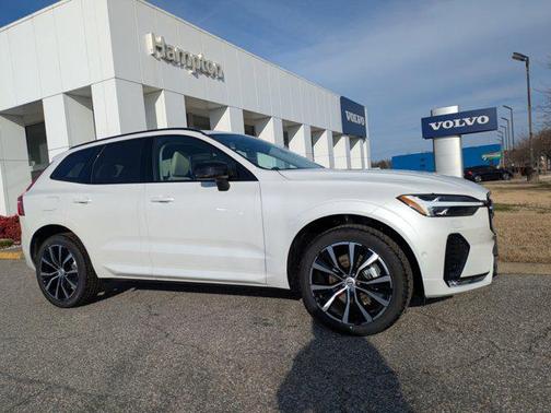 2025 Volvo XC60 B5 Plus