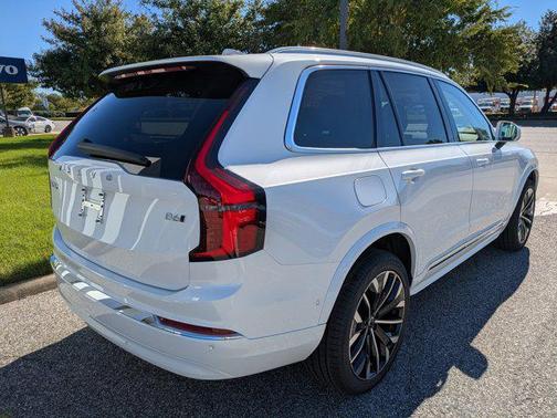 2026 Volvo XC90 B6 Ultra 7-Seater