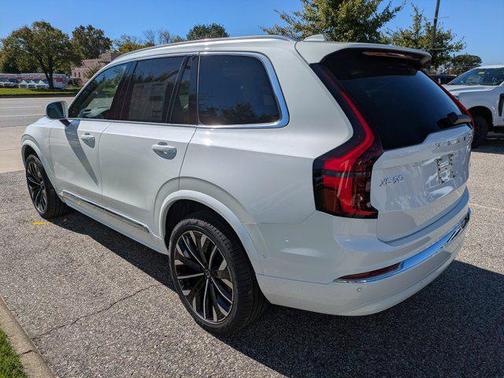 2026 Volvo XC90 B6 Ultra 7-Seater