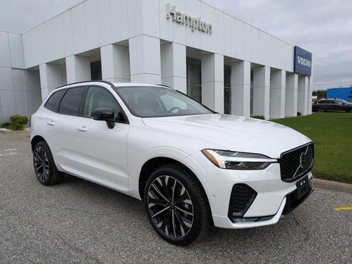 2026 Volvo XC60 B5 Ultra