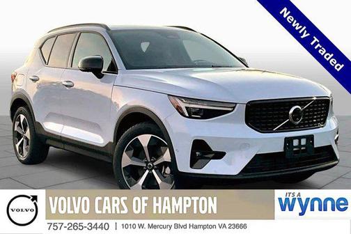 Cloud Blue 2026 Volvo XC40 Plus, B5 AWD Gas (mild hybrid), Dark