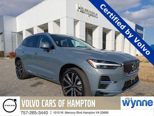 2023 Volvo XC60 Recharge Plug-In Hybrid T8 Ultimate Bright Theme