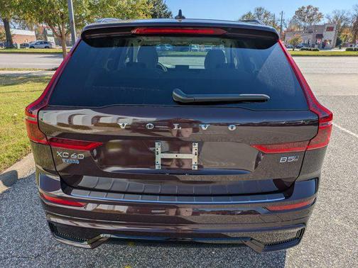 2026 Volvo XC60 B5 Ultra