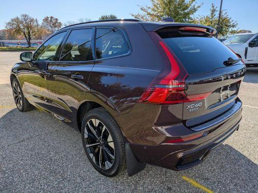 2026 Volvo XC60 B5 Ultra