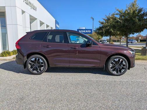 2026 Volvo XC60 B5 Ultra