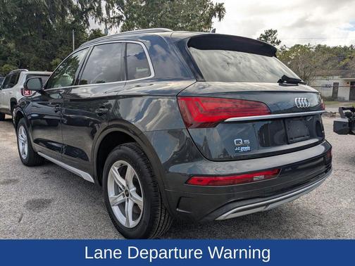 2023 Audi Q5 40 Premium