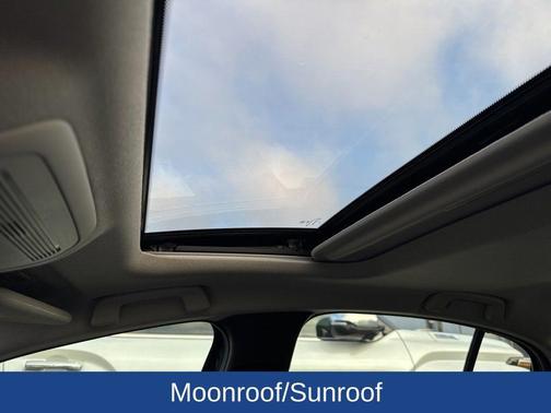 2022 Mazda Mazda3 FWD w/Preferred Package