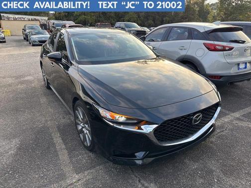 2022 Mazda Mazda3 FWD w/Preferred Package