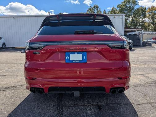 2021 Porsche Cayenne GTS