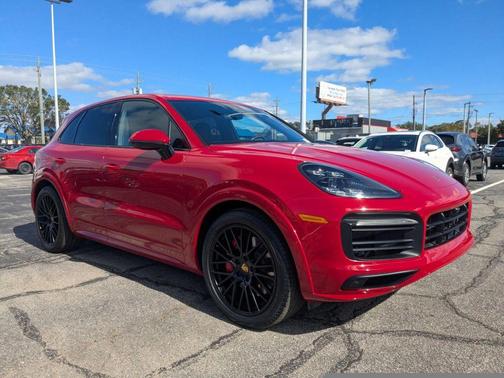 2021 Porsche Cayenne GTS