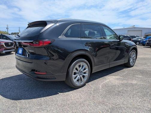 Jet Black Mica 2026 Mazda CX-90 3.3 Turbo Preferred