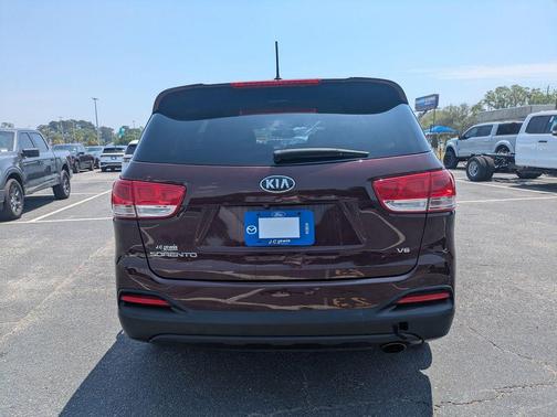 Sangria Red 2016 Kia Sorento LX